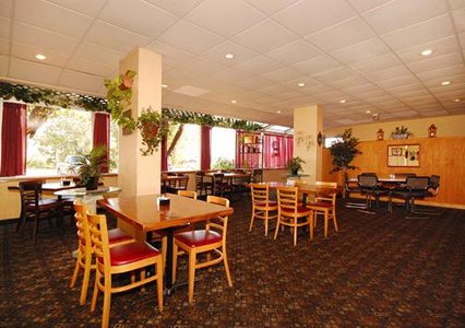 Quality Inn Hotel Sioux City  05.[1]